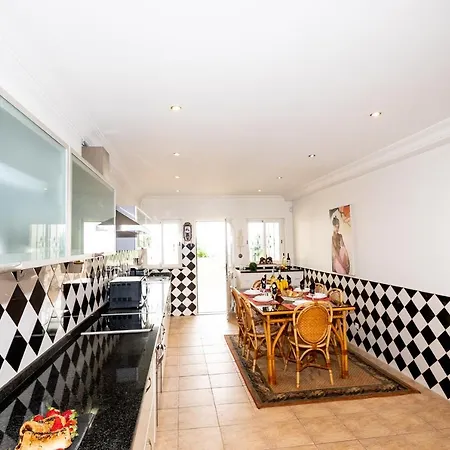 Saint Thomas By Algarve Vacation